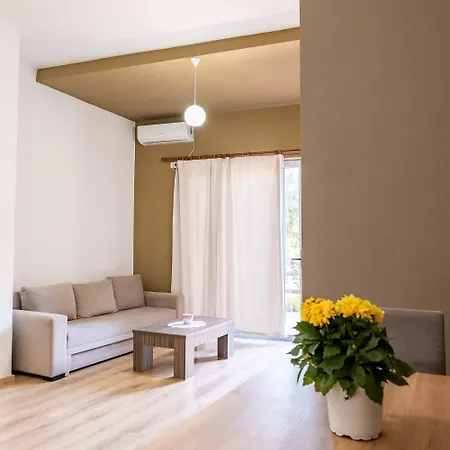 Ionian Breeze * Sarandë